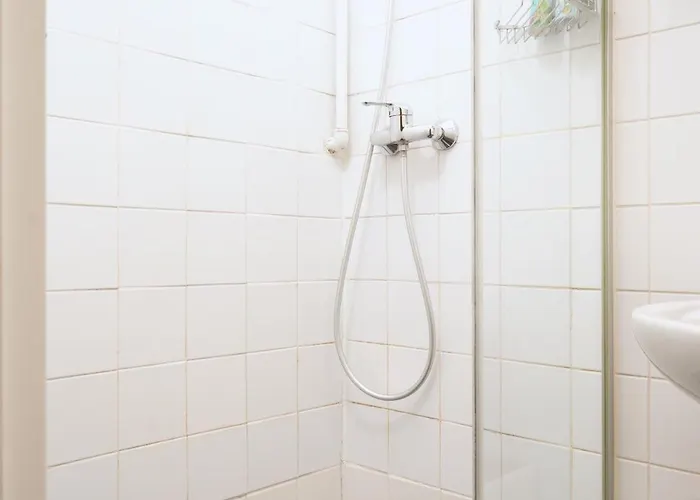 Stylisch Renoviert Und 15 Minuten Ins Zentrum, An Der Donau Apartament