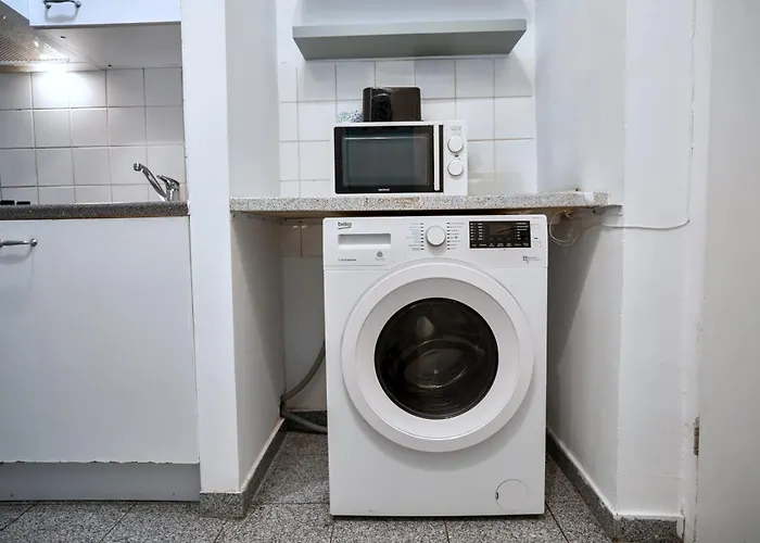 Apartament Stylisch Renoviert Und 15 Minuten Ins Zentrum, An Der Donau *