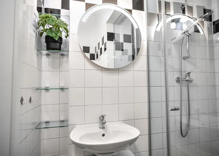 Stylisch Renoviert Und 15 Minuten Ins Zentrum, An Der Donau * Wiedeń