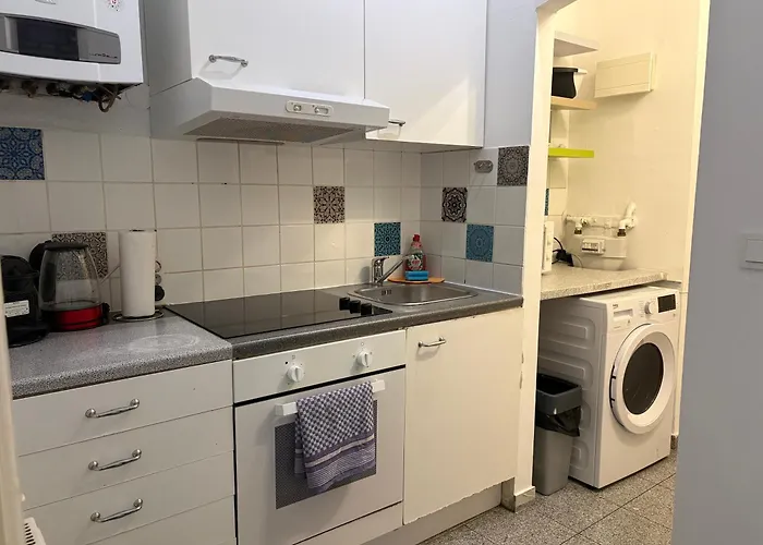 Apartament Stylisch Renoviert Und 15 Minuten Ins Zentrum, An Der Donau *