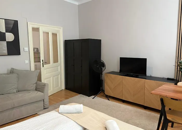 Apartament Stylisch Renoviert Und 15 Minuten Ins Zentrum, An Der Donau Wiedeń