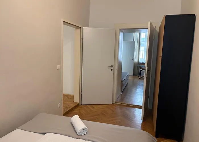 Apartament Stylisch Renoviert Und 15 Minuten Ins Zentrum, An Der Donau
