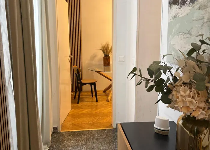 Stylisch Renoviert Und 15 Minuten Ins Zentrum, An Der Donau *