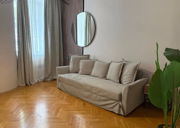 Apartament Stylisch Renoviert Und 15 Minuten Ins Zentrum, An Der Donau
